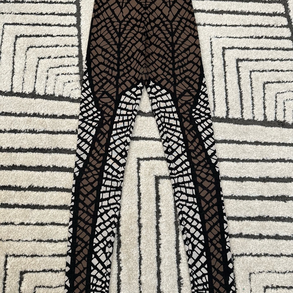 BCBG Geometric Patterned Leggings